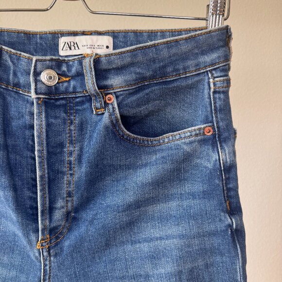 ZARA Beamy Blue Raw Hem Flare Jeans | Size 4 / 36 | High Waist | Rare Wash - Picture 4 of 14